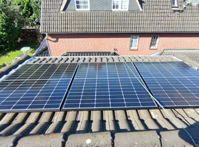 Solarmodulen Sistructures Montage