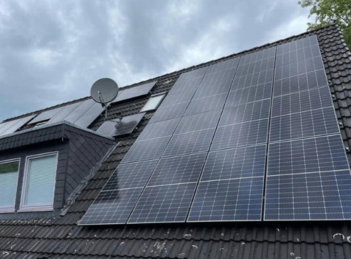 Solarmodulen Sistructures Montage